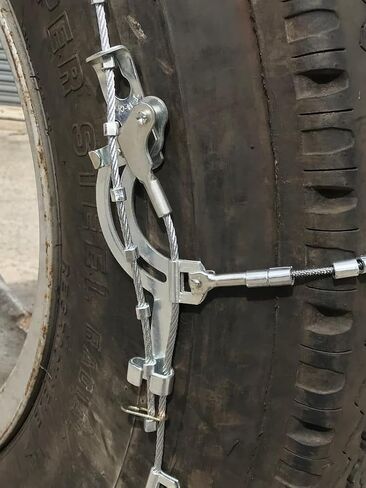 TireChain.com 9R22.5, 9 22.5 Cable Tire Chains with Cam Set of 2 in Saudi Arabia