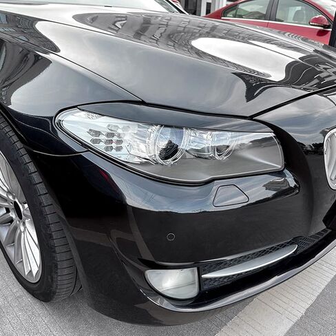 زخرفة الحاجب لجفن المصباح الأمامي لسيارة BMW 5 Series F10 F11 2011-2014 مظهر من ألياف الكربون باللون الأسود اللامع in Kuwait