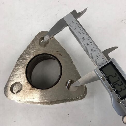 محول شفة 2.5 بوصة إلى 2 بوصة 3 مسامير، ارتفاع 2 بوصة، عرض مركز الترباس 1: 3.2 بوصة، عرض مركز الترباس 2: 2.7 بوصة، مصنوع من الفولاذ الطري in Kuwait