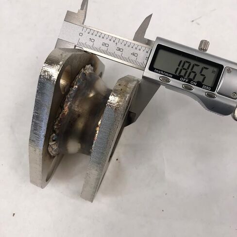 محول شفة 2.5 بوصة إلى 2 بوصة 3 مسامير، ارتفاع 2 بوصة، عرض مركز الترباس 1: 3.2 بوصة، عرض مركز الترباس 2: 2.7 بوصة، مصنوع من الفولاذ الطري in Kuwait