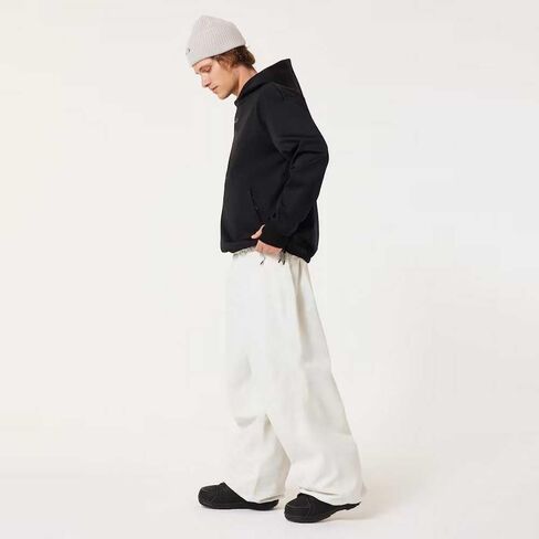 Oakley Men's Solar Rail Softshell Hoodie in Saudi Arabia