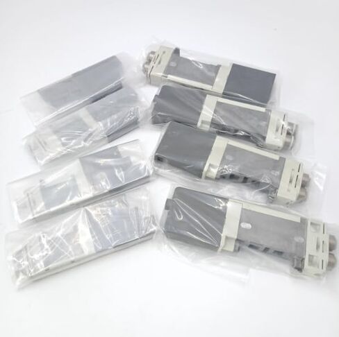 1 قطعة 100% جديد SMC صمام الملف اللولبي SQ1131-5B-C6/SQ1131N-5-C6/SQ1131N-5-C6-Q/SQ1131N-5-C4-Q صمام الملف اللولبي سلسلة SQ1131 (SQ1131N-5-C4-Q) in Saudi Arabia