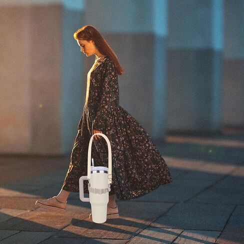 حزام مقبض زجاجة مياه UPIKIT مع حزام كروس قابل للتعديل، يناسب زجاجات 8-40oz، واقي مقبض سيليكون غير قابل للانزلاق متوافق مع ملحقات ستانلي 40oz، US-Strap-Bottle-3 in Kuwait