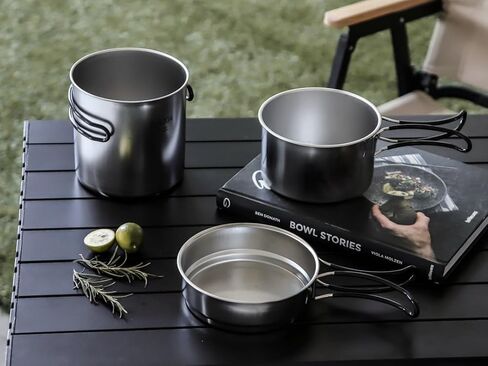 طقم طبخ للتخييم مع وعاء ومقلاة وزجاج للشرب وحقيبة تخزين للسفر والتنزه سيرًا على الأقدام وصيد الأسماك والتخييم والنزهات in Kuwait