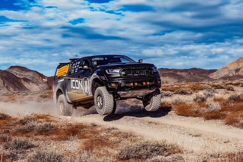 ICON Extended Travel 2.5 VS Remote Reservoir Coilover Kit، متوافق مع 2019-2021 Ford Ranger، 91355 in Saudi Arabia