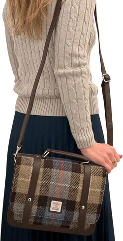 حقيبة رسول للسيدات مع حزام جسم متقاطع قابل للتعديل ، 100 ٪ Harris Tweed & Vegan Leather ، 8.6 '× 8.4' × 2.7 ' in Saudi Arabia