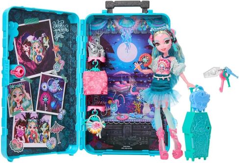 مجموعة دمية وإكسسوارات Monster High Skulltimate Secrets Lagoona Blue، الوجهة: واحة رائعة مع حقيبة وأكثر من 19 مفاجأة مثل الملابس in Kuwait