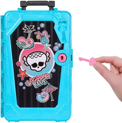 مجموعة دمية وإكسسوارات Monster High Skulltimate Secrets Lagoona Blue، الوجهة: واحة رائعة مع حقيبة وأكثر من 19 مفاجأة مثل الملابس in Kuwait