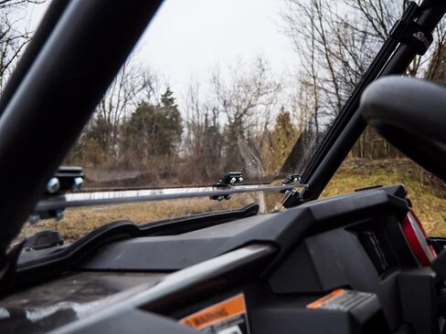 SuperATV مقاوم للخدش قابل للطي/الطي لأسفل 2 في 1 للزجاج الأمامي لـ Polaris RZR 900، S 900، 4 900، مصنوع من البولي كربونات بسمك 1/4 بوصة أقوى 250 مرة من الزجاج، مطلي بالصلب، صنع في الولايات المتحدة الأمريكية in Saudi Arabia