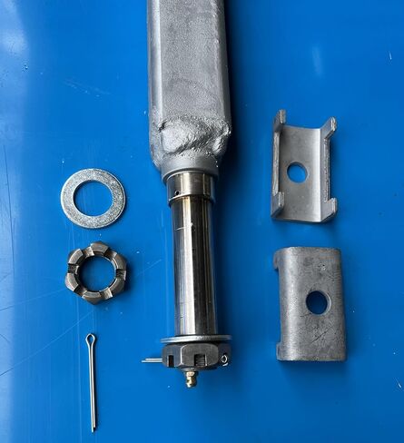 محور مقطورة القارب 49 1/2 "وجه المحور 2" مربع مجلفن بالغمس الساخن 2500 رطل مع الأجهزة in Kuwait
