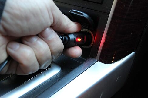 Trillium Worldwide Car Cozy 2 12-Volt Heated Mini Travel Pad, Red Plaid, 16 x 16, (TWI-2202) in Kuwait