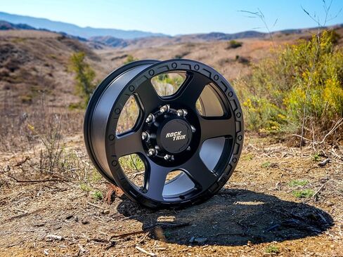 عجلة RockTrix RT112 مقاس 18 بوصة 8x165.1 8x6.5 متوافقة مع دودج رام 2500 (1994-2024)، 18x9 (-12 إزاحة، 4.5 مساحة خلفية)، فضي، تناسب أيضًا شيفروليه جي إم سي 2500 3500 in Kuwait
