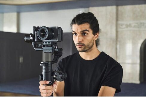 كاميرا سوني سينما لاين FX30 سوبر 35 مع وحدة مقبض XLR (متجددة)، رمادي in Saudi Arabia