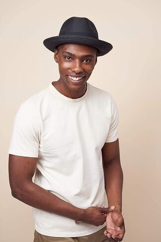 مجموعة قبعة الشاطئ من الأناناس والنجمة جنوة فيدورا من صن سترو in Kuwait