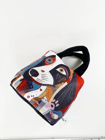 Pawtrait Purse Imagine Picasso in fashion—Pawcasso's Pawsh Purse Collection turns plush toys into wearable art for pets. Vibrant, stylish, and playful, these chic purses redefine pet fashion and fun! in Saudi Arabia