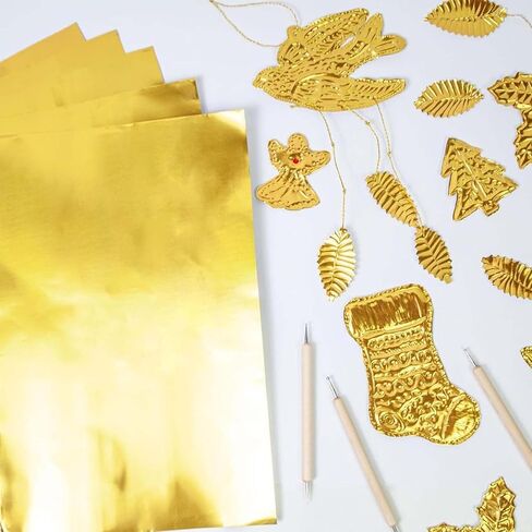 رقائق معدنية منقوشة، 15 حزمة من أوراق رقائق معدنية منقوشة، سمك 0.07 مم من ورق قصدير فني منقوش ذهبي/فضي لعيد الميلاد للنقش والختم والرسم وسجل القصاصات والحرف اليدوية (مجموعة ذهبية) in Kuwait
