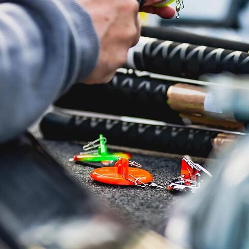 Luhr Jensen 3/0 Dipsy Diver Chartreuse/White Bottom in Kuwait