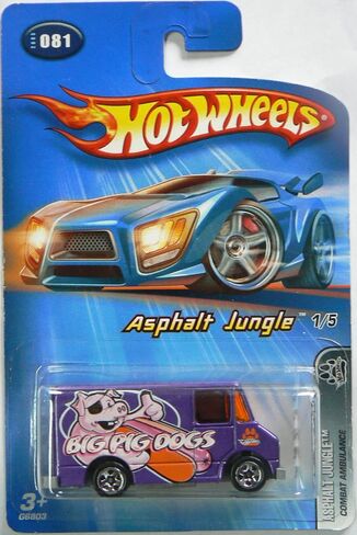 Hot Wheels Asphalt Jungle #081 Combat Ambulance in Saudi Arabia