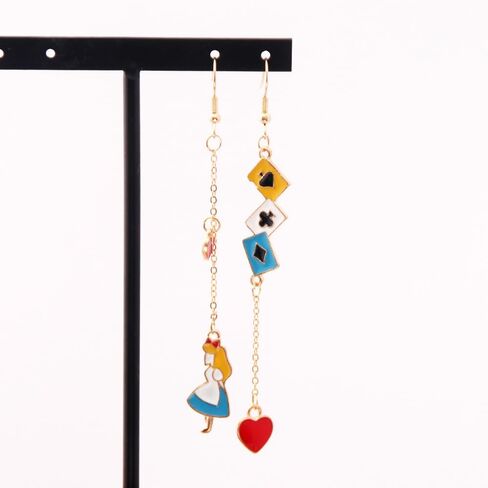 أقراط لزي أليس - أقراط من المينا إكسسوارات المجوهرات التنكرية لأزياء أليس التنكرية - النساء والرجال لتزيين حفلات الهالوين وهدايا عيد الميلاد (أ) in Kuwait