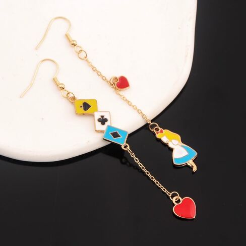 أقراط لزي أليس - أقراط من المينا إكسسوارات المجوهرات التنكرية لأزياء أليس التنكرية - النساء والرجال لتزيين حفلات الهالوين وهدايا عيد الميلاد (أ) in Kuwait