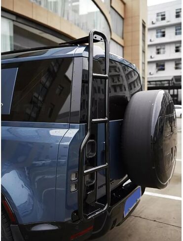 سلم وصول جانبي لرف السقف باللون الأسود اللامع متوافق مع يناسب Land Rover Defender 110 2020-2024 2025 2026 وصول خلفي قابل للطي سلم قابل للرفع إطار رف سقف in Saudi Arabia