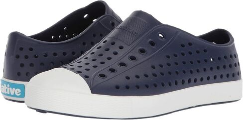 حذاء رياضي Jefferson (طفل صغير/طفل صغير) من Native Shoes - Elm Green/Vetiver Grey، 4 US للجنسين in Saudi Arabia