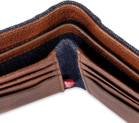 محفظة Levi's Ornament Passcase للرجال مع مقسم الفاتورة، بني، مقاس واحد in Saudi Arabia