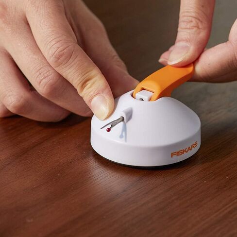Fiskars Table Seam Ripper, Stainless Steel Blade/Plastic, White, 1059563 in Saudi Arabia
