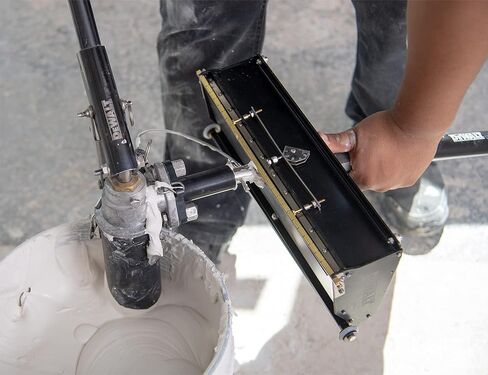 DEWALT 10-Inch MEGA Flat Box | High Capacity + Easy Clean | DXTT-2-768 in Saudi Arabia