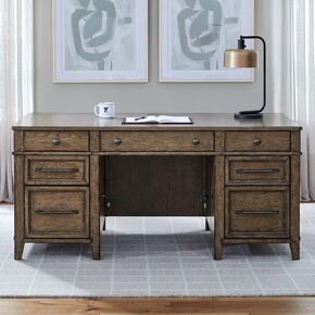 Liberty Furniture Carolina Park Jr Executive Credenza مع صينية لوحة المفاتيح، قفل تخزين الملفات للمكتب المنزلي - خشب البلوط البني الكهرماني in Saudi Arabia