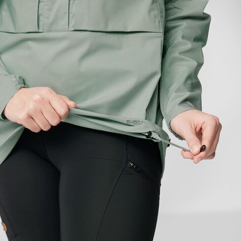سترة Fjällräven Abisko Hike Anorak للنساء - أكمام طويلة متينة وأنيقة مع نمط بلوفر وياقة منتشرة in Kuwait