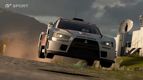 مجموعة Gran Turismo Sport Hits + God of War Hits لجهاز بلاي ستيشن 4 in Saudi Arabia