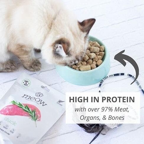 شركة New Zealand Natural Pet Food Co. Meow Duck تجميد طعام القطط الخام المجفف، أو الخلاط، أو الطبقة العلوية، أو العلاج - نسبة عالية من البروتين، طبيعي، وصفة ذات مكونات محدودة 1.76 أونصة in Kuwait