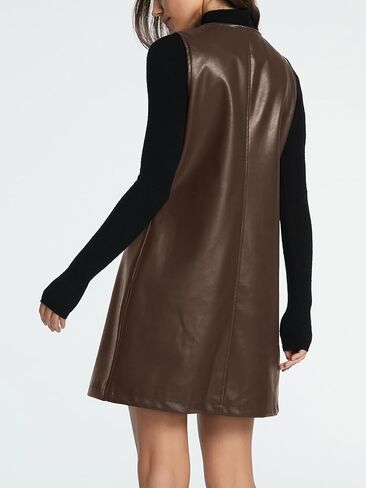 فستان نسائي قصير من الجلد الصناعي بدون أكمام ورقبة على شكل حرف V وأزرار سفلية in Kuwait