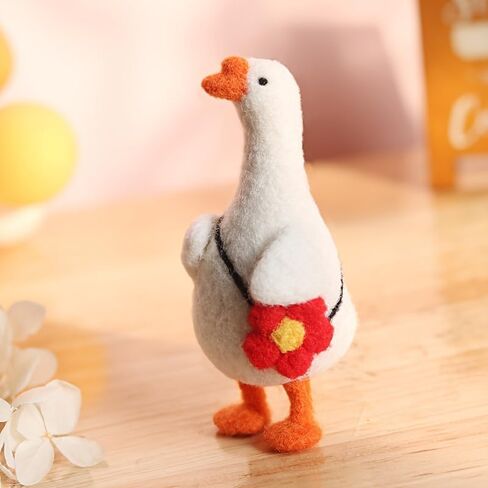 Cute Penguin Needle Felting Kit, DIY Crafts for Adults Women, Hobby Kit with Felting Supplies, Needles, Wool and Tools for Beginners, Adult Craft in Saudi Arabia