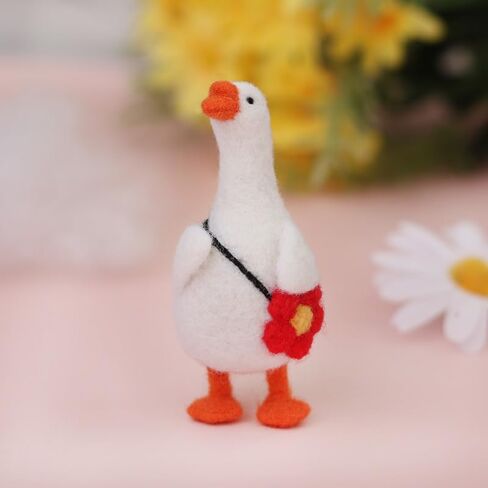 Cute Penguin Needle Felting Kit, DIY Crafts for Adults Women, Hobby Kit with Felting Supplies, Needles, Wool and Tools for Beginners, Adult Craft in Saudi Arabia