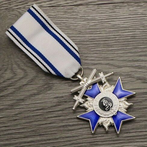 Copy Prussian Bavarian Crown Cross Medal Metal Enamel Badge German Commemorative Badge in Saudi Arabia