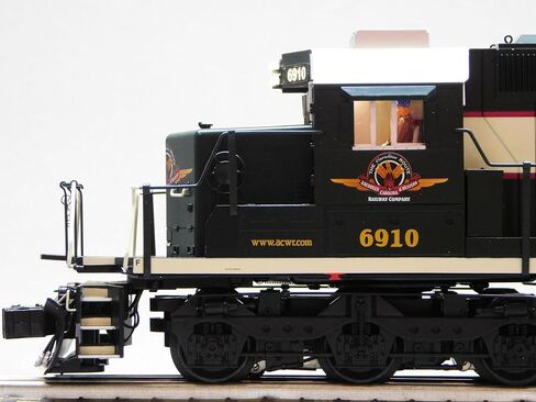 AC&W Legacy SD40-2#6910 in Saudi Arabia