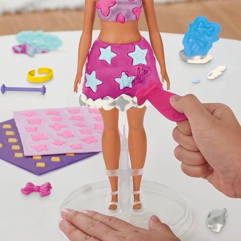 Play-Doh Barbie Sparkles and Gems Accessory Pack, 4 Refill Pattern Sheets of Modeling Compound, 8 Fashion Accessories, Kids Arts and Crafts, Kids, 5+ in Kuwait