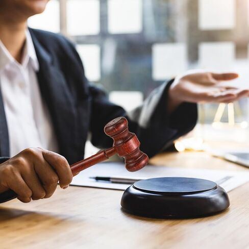 2 Pcs Wood Judge Gavels Brown Handmade Auction Gavels Vintage Wooden Gavel Auction Gavel Costume Accessory Chairmen Props Desk Accessories and Workspace Organizers 17cm/6.7 Inch in Saudi Arabia