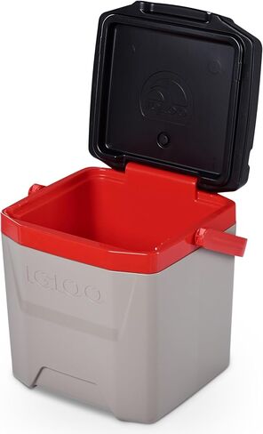 Igloo Profile II 30 Quart Bail, Blue in Saudi Arabia