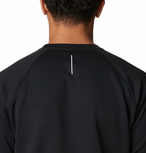 Columbia mens Black Mesa Waffle Knit Crew Hiking Shirt in Saudi Arabia
