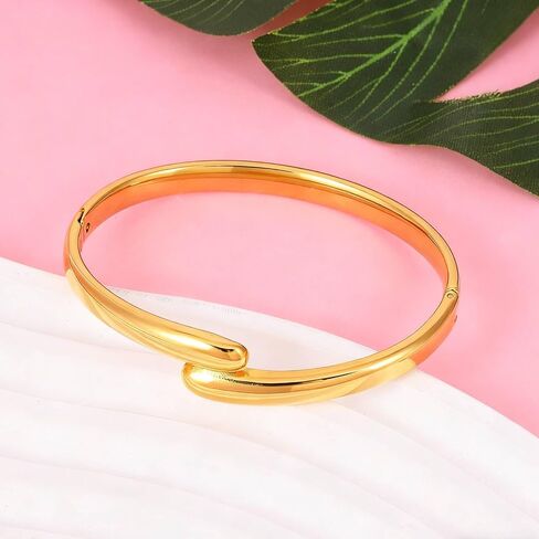 MILAKOO Heart Teardrop Stainless Steel Bangle Bracelet for Women Twist Eternity Love Chunky Cuff Valentine's Gifts in Saudi Arabia