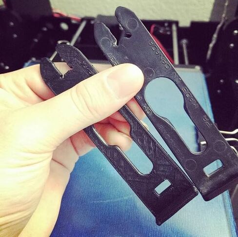 Compatible with GMC Sonoma 1998-2004 Headlight Retainer Clips (2pcs) GM# 10298115 in Saudi Arabia