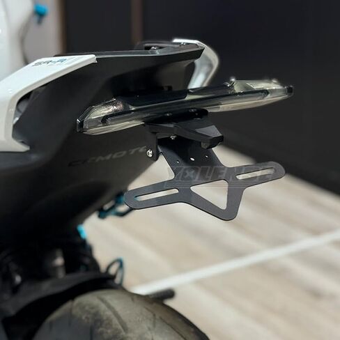 مزيل حاجز الدراجة النارية من ALmart، حامل لوحة ترخيص قابل للطي، حامل خلفي مرتب لـ CFMOTO 675SS (675SR-R) / 675NK in Kuwait