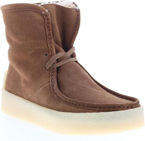 حذاء الكاحل Wallabee Cup Hi للسيدات من Clarks in Kuwait