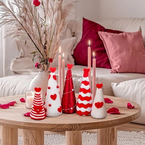 5 Pcs Chinoiserie Christmas Tree Mini Cone Table Decor Blue and White Porcelain Christmas Tree Table Centerpiece for Home Wedding Party Holiday Decor Mantle Decoration in Kuwait