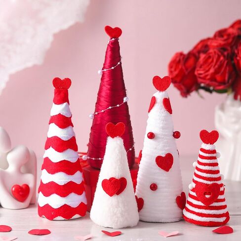 5 Pcs Chinoiserie Christmas Tree Mini Cone Table Decor Blue and White Porcelain Christmas Tree Table Centerpiece for Home Wedding Party Holiday Decor Mantle Decoration in Kuwait