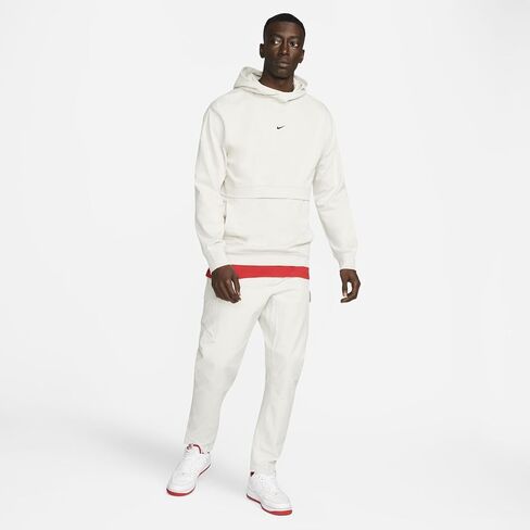 Nike Sportswear Men's Unlined Utility Cargo Pants in Saudi Arabia