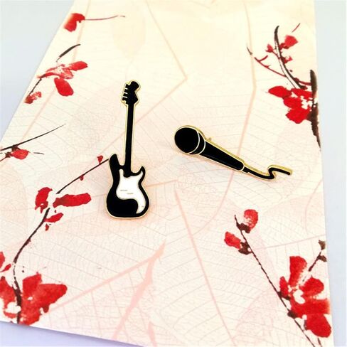 2 قطعة دبابيس مطلية بالمينا على شكل جيتار روك لطيف للميكروفون شارات موسيقى رائعة للحقيبة والملابس ودبابيس طية صدر السترة اكسسوارات هدايا مجوهرات، خليط معدني من الستيل، بدون احجار كريمة, سبيكة صلب, in Kuwait